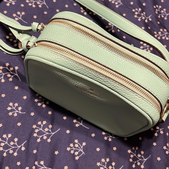 Kate Spade ♠️ - Picture 3 of 3